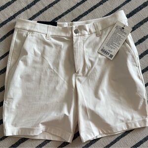 Lululemon Athletica Cream ABC Classic Fit Short 7” Warpstreme
